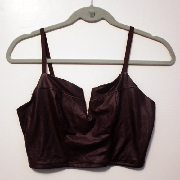 Faux leather crop top - Picture 1 of 2
